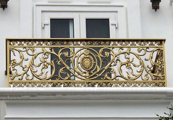 ắp đặt ban công nhôm đúc tại Vũng Tàu