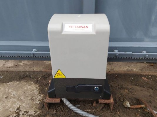 CÔNG TY chuyên cung cấp cổng lùa tự động YH Taiwan Địa chỉ cung cấp motor cổng lùa YH chính hãng