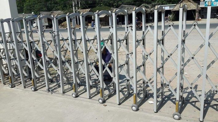 Cho phép người dùng trang bị thêm những tính năng mở rộng Có thể trang bị thêm những tính năng mở rộng