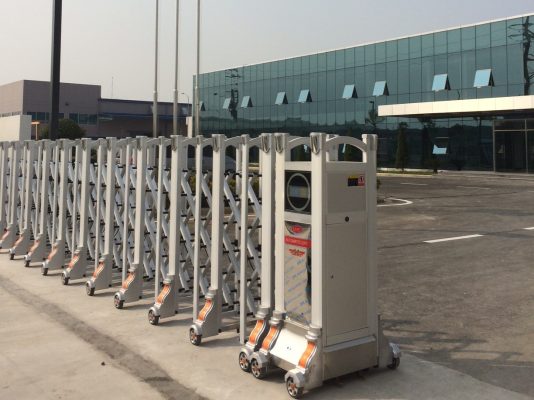 Nhược điểm sản phẩm cổng xếp nhôm Giới thiệu về cổng xếp tự động