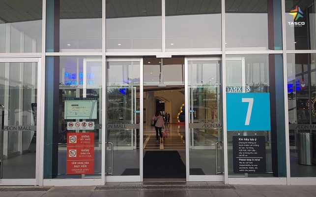 Thiết kế cửa kính tự động với hai cánh trượt