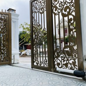 Motor cổng tay đòn 4 cánh