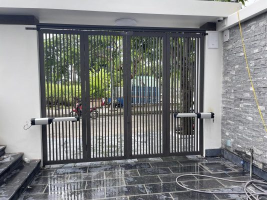 Lắp đặt không quá phức tạp Motor cổng tay đòn tự động