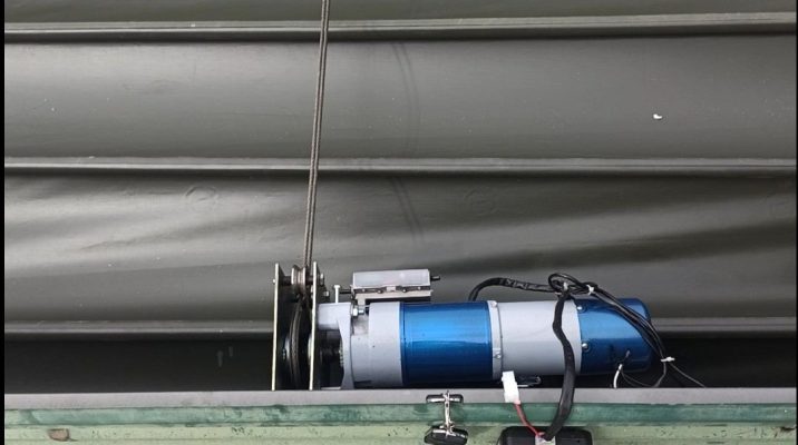 Mái che nên được trang bị motor bạt xếp Mái che nên được trang bị motor bạt xếp