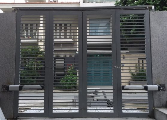 Giá động cơ cổng tay đòn Powertech chính hãng Dễ thi công lắp đặt