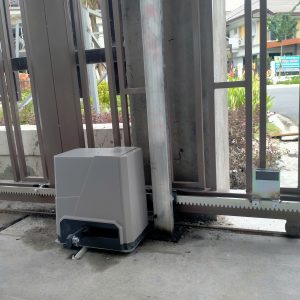 Motor cửa lùa Ý từ DC chính hãng