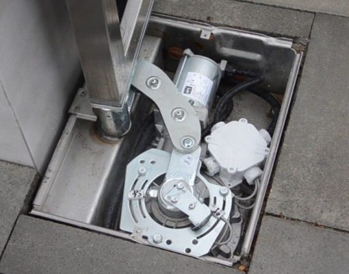Giải đáp bản lề cổng âm sàn Bản lề cổng âm sàn là gì?